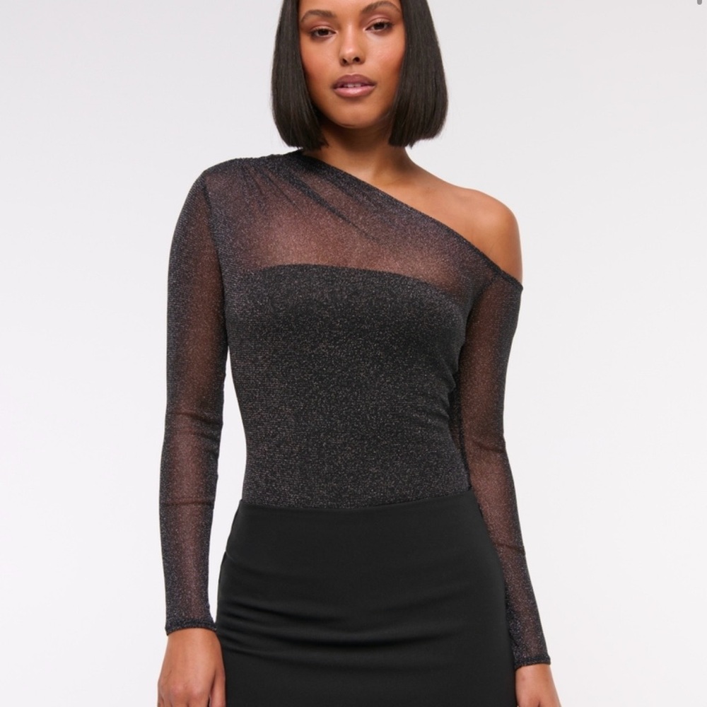 Abercrombie Off the shoulder Bodysuit